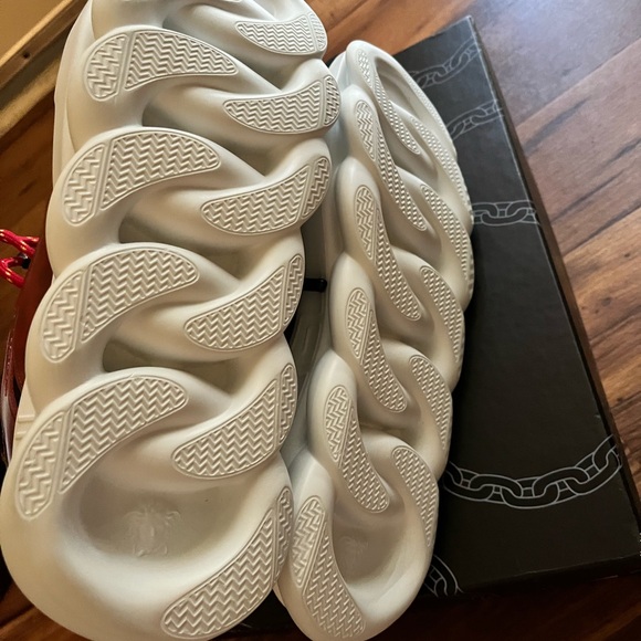 Versace chain reaction sneaker size 44 - Picture 5 of 6